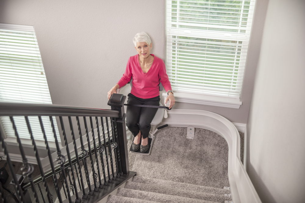 Bruno Elite Curved Stairlift CRE-2110