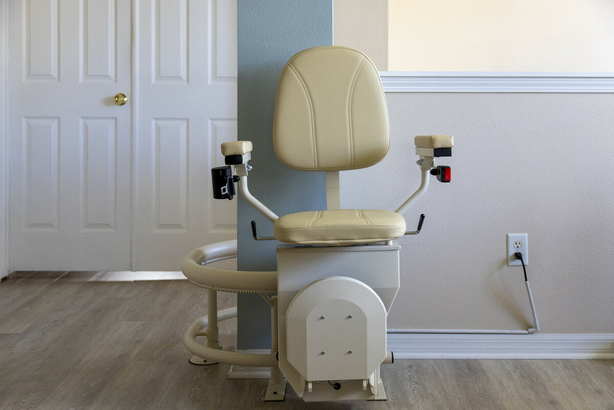 Harmar Helix Curved Stairlift