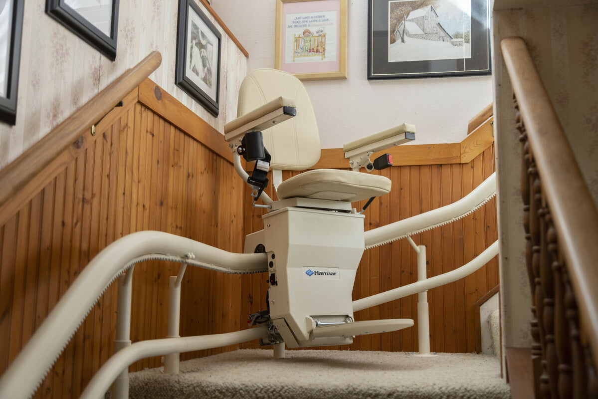 Harmar Helix Curved Stairlift