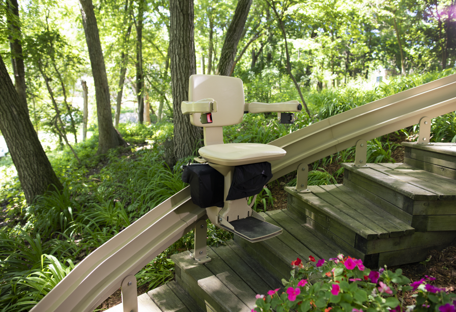 Bruno Elite Curve Outdoor Stairlift CRE-2110E